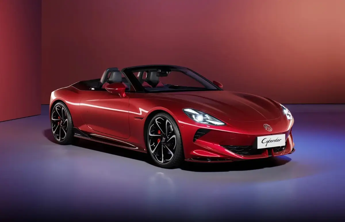 MG Cyberster Pros & Cons Explained Featured Image